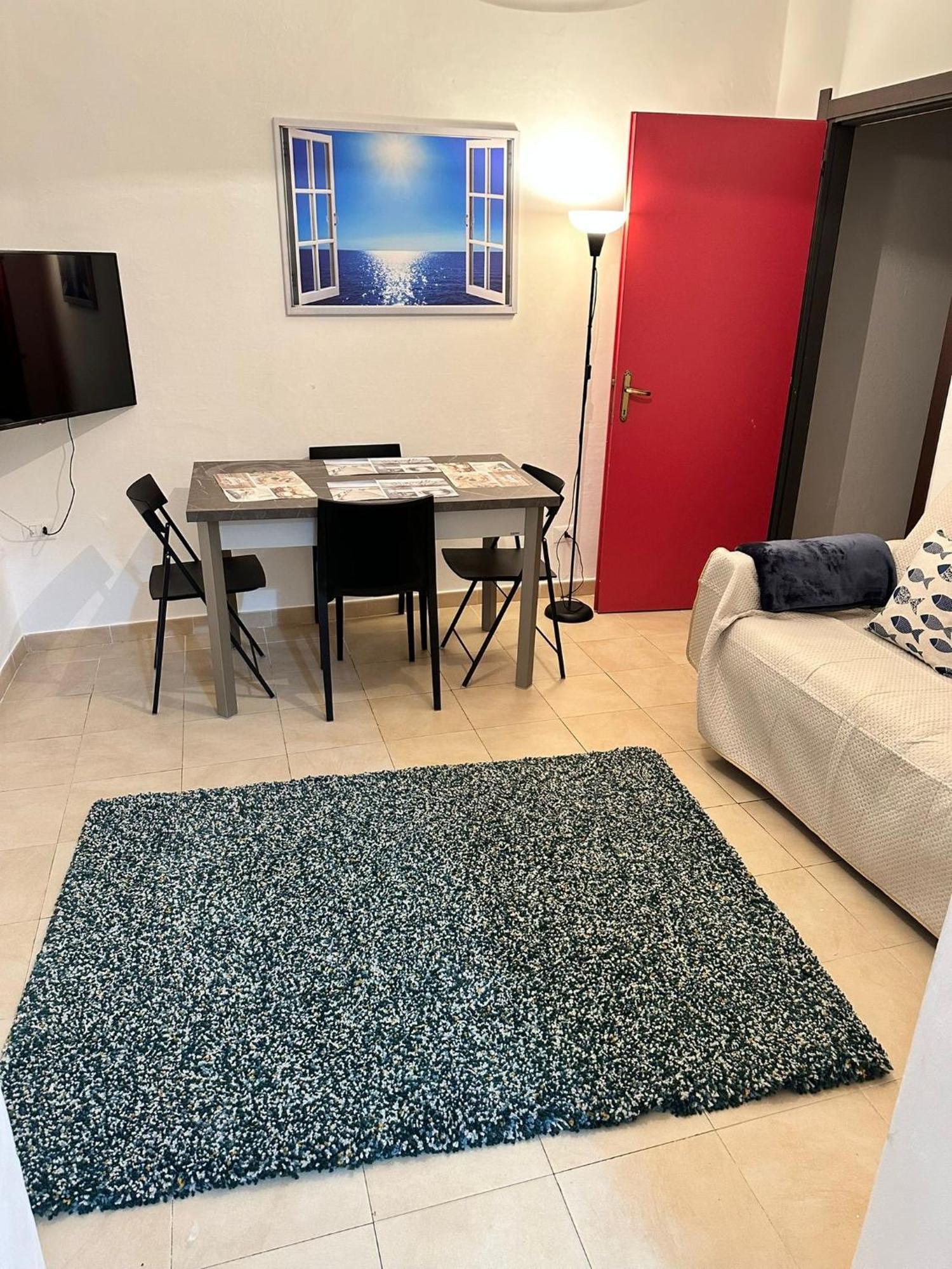 Central Seaview Apartment レーリチ エクステリア 写真